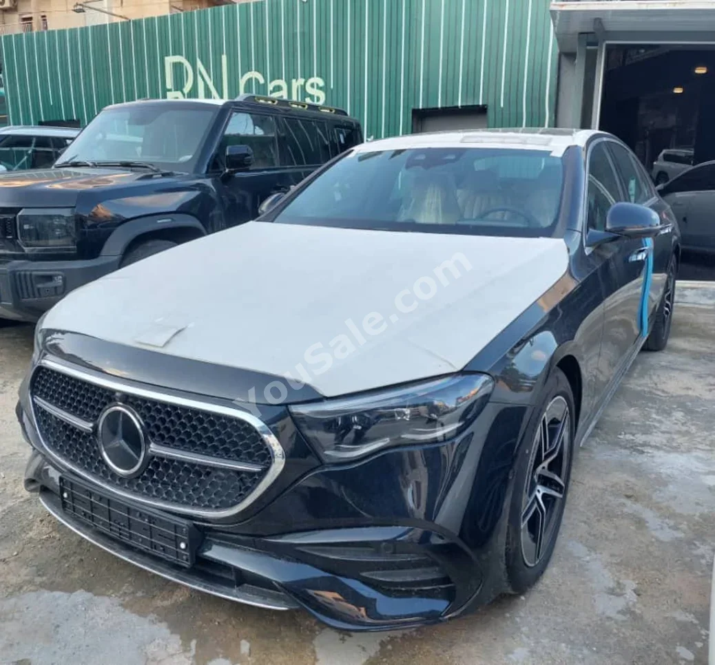Mercedes-Benz E-Class 300 2025 Automatic 0 km 4 Cylinder 4WD Sedan Black Gasoline