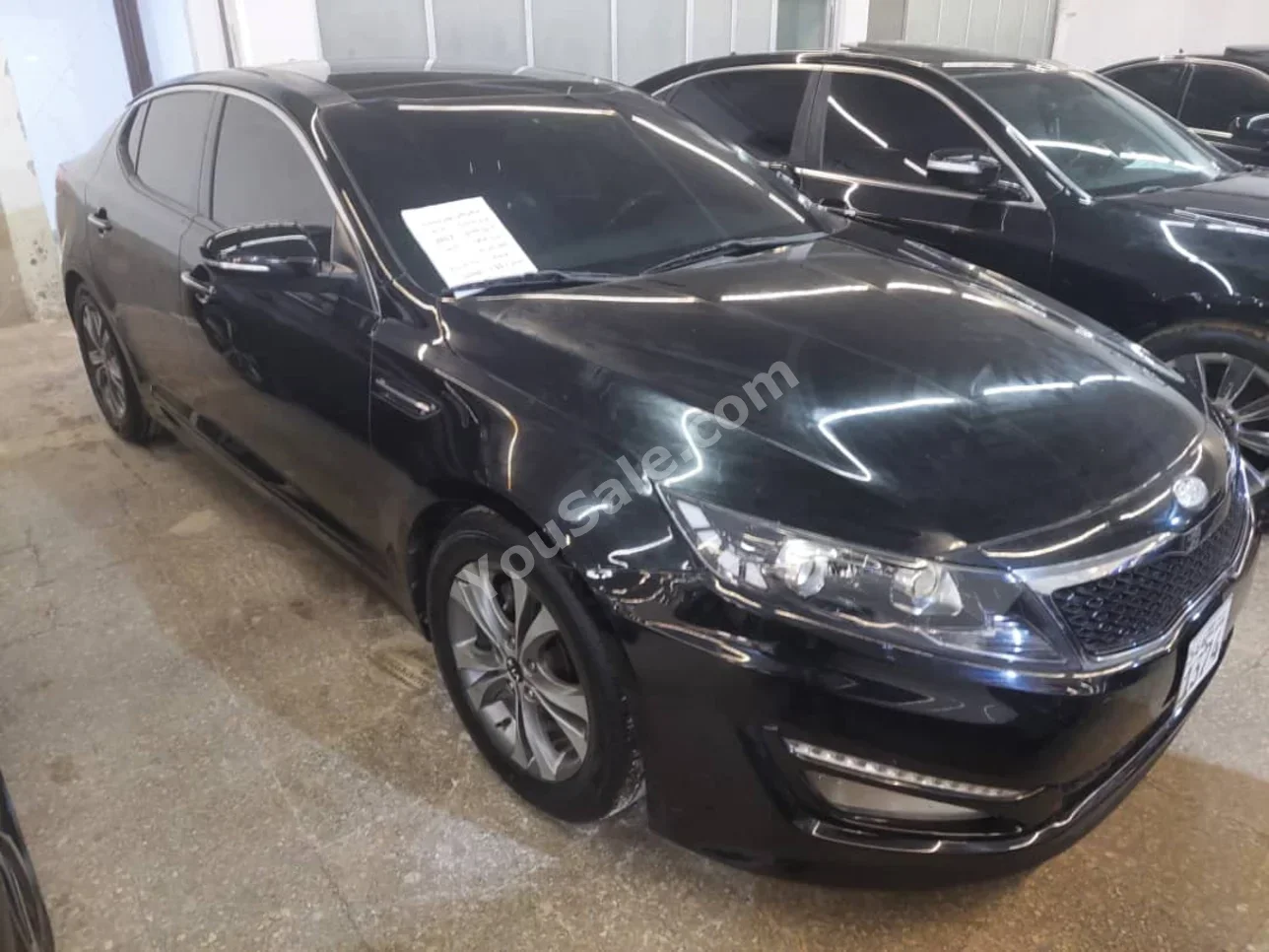 Kia K5 2011 Automatic 275,000 km 4 Cylinder FWD Sedan Black Gasoline