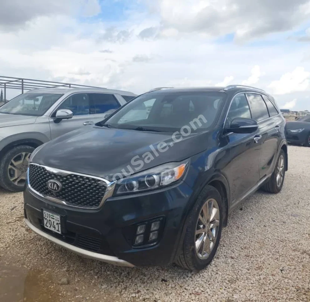 Kia Sorento 2017 Automatic 145,000 km 6 Cylinder RWD SUV Black Gasoline