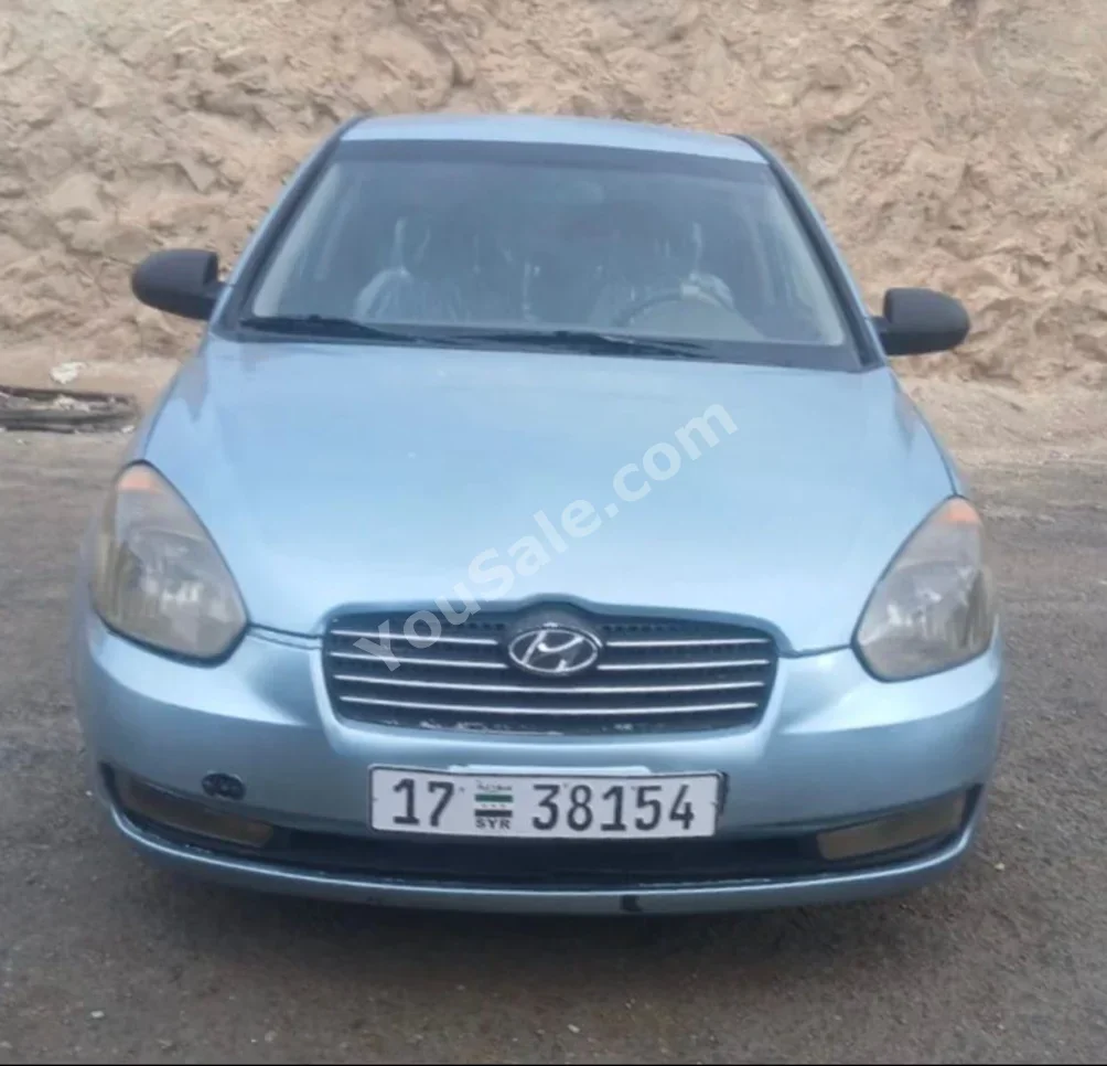 هيونداي فيرنا 2008 اتوماتيك 222,000 كم 4 سلندر دفع أمامي سيدان ازرق بنزين