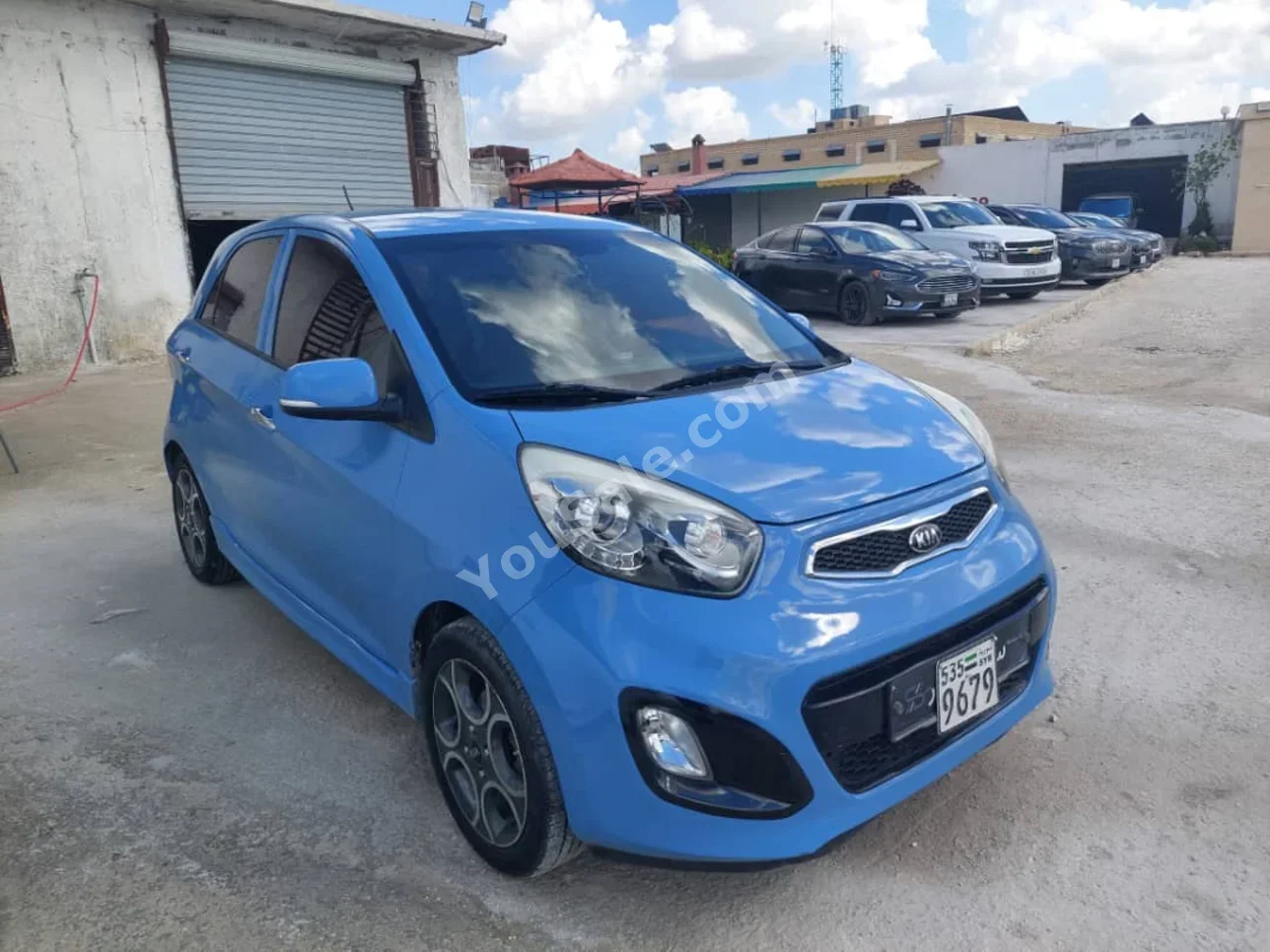 Kia  Picanto  2013  Automatic  125,000 km  4 Cylinder  FWD  Hatchback  Blue  Gasoline