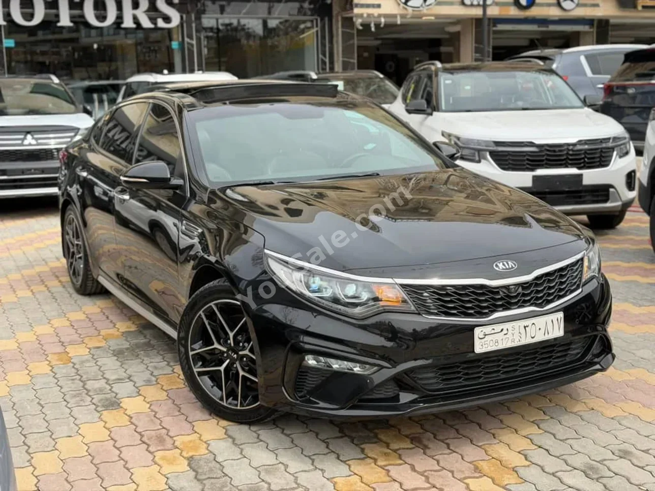 Kia Optima 2020 Automatic 45,000 km 4 Cylinder FWD Sedan Black Gasoline