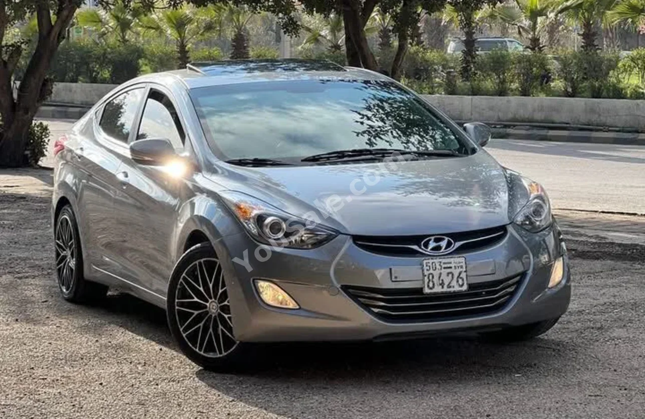 Hyundai  Avante  2012  Automatic  100,000 km  4 Cylinder  FWD  Sedan  Gray  Gasoline