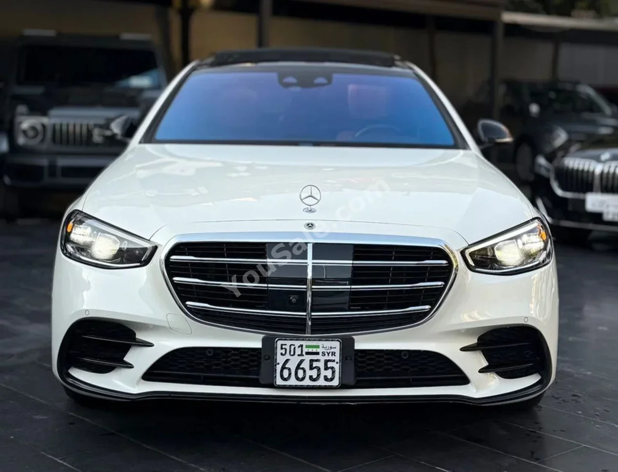 Mercedes-Benz S-Class 580 2022 Automatic 35,000 km 8 Cylinder 4WD Sedan White Gasoline