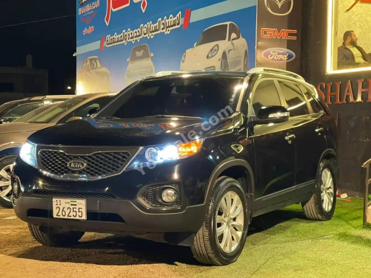 Kia Sorento 2011 Automatic 126,000 km 4 Cylinder FWD SUV Black Gasoline