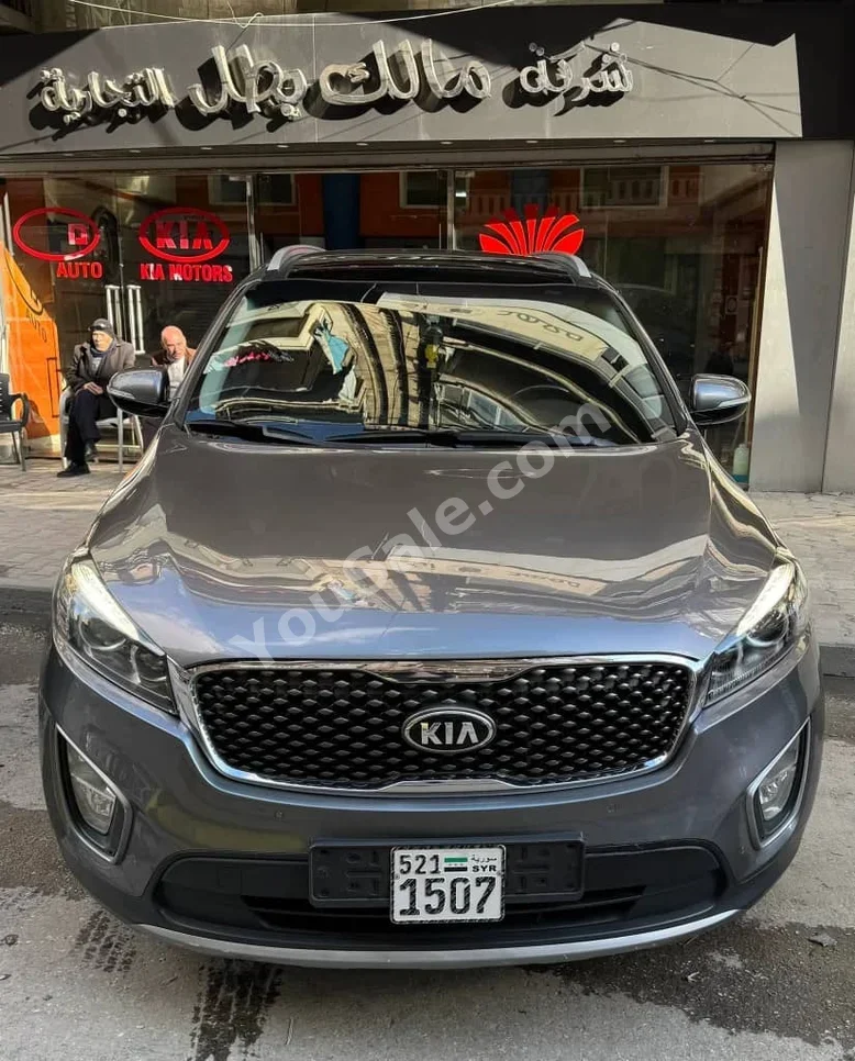 Kia Sorento 2015 Automatic 100,000 km 6 Cylinder 4WD SUV Dark Gray Diesel