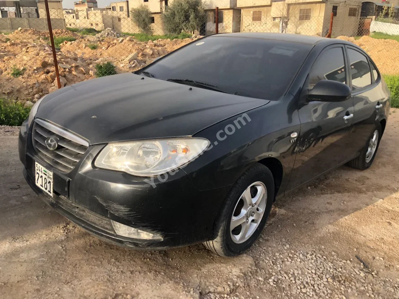 هيونداي افانتي 2008 اتوماتيك 200,000 كم 4 سلندر دفع أمامي سيدان أسود بنزين