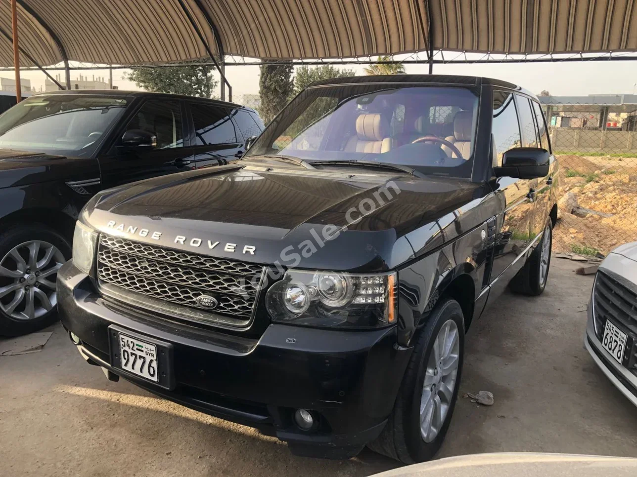 Land Rover Range Rover Vogue HSE 2013 Automatic 136,000 km 6 Cylinder AWD SUV Black Gasoline