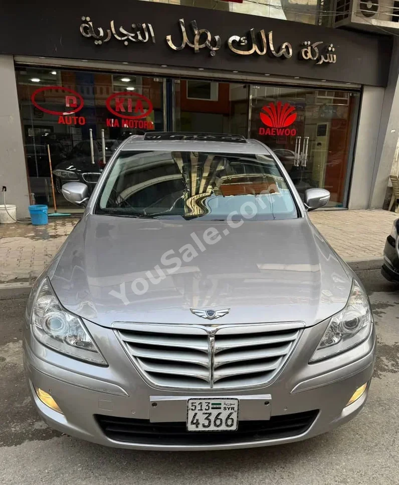 Genesis BH 330 2011 Automatic 184,000 km 6 Cylinder RWD Sedan Silver Gasoline