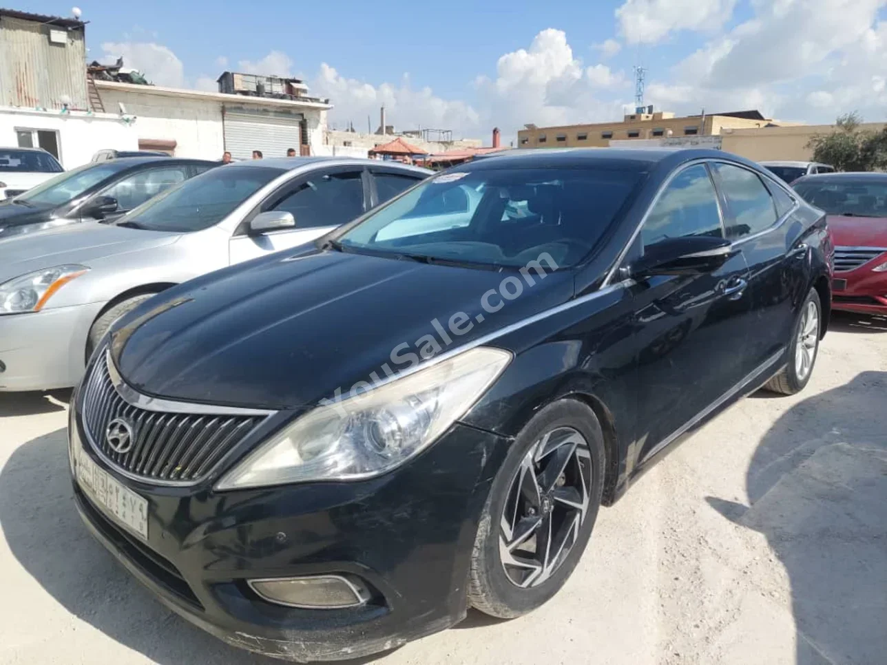 Hyundai Grandeur 2011 Automatic 185,000 km 6 Cylinder FWD Sedan Black Gasoline
