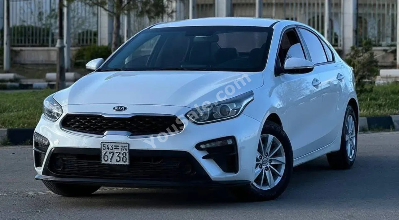 Kia K3 2019 Automatic 180,000 km 4 Cylinder FWD Sedan White Gasoline