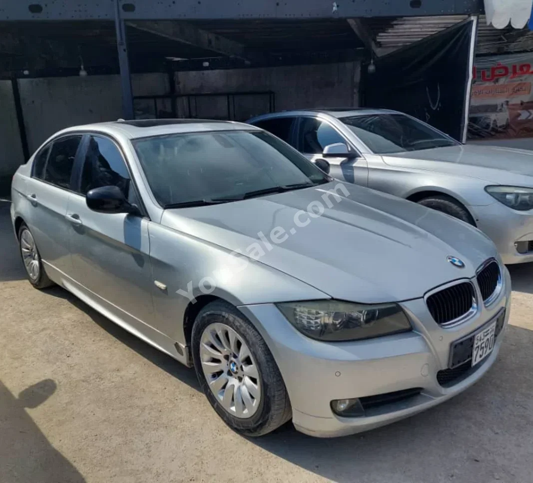 BMW 3-Series 320i 2009 Automatic 160,000 km 6 Cylinder RWD Sedan Silver Gasoline