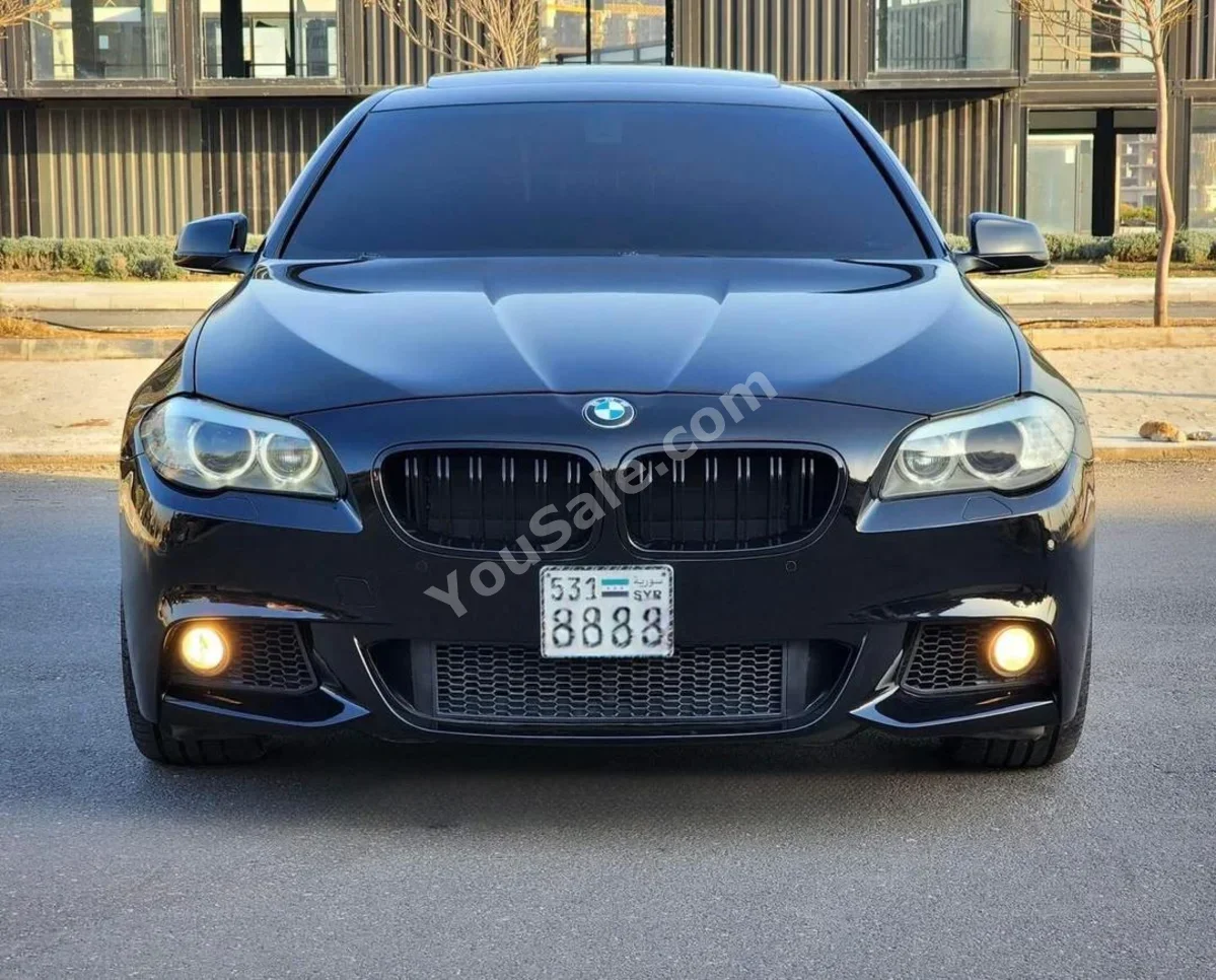 بي ام دبليو  الفئة - الخامسة  535i  2013  اتوماتيك  185,000 كم  6 سلندر  دفع خلفي  سيدان  أسود  بنزين