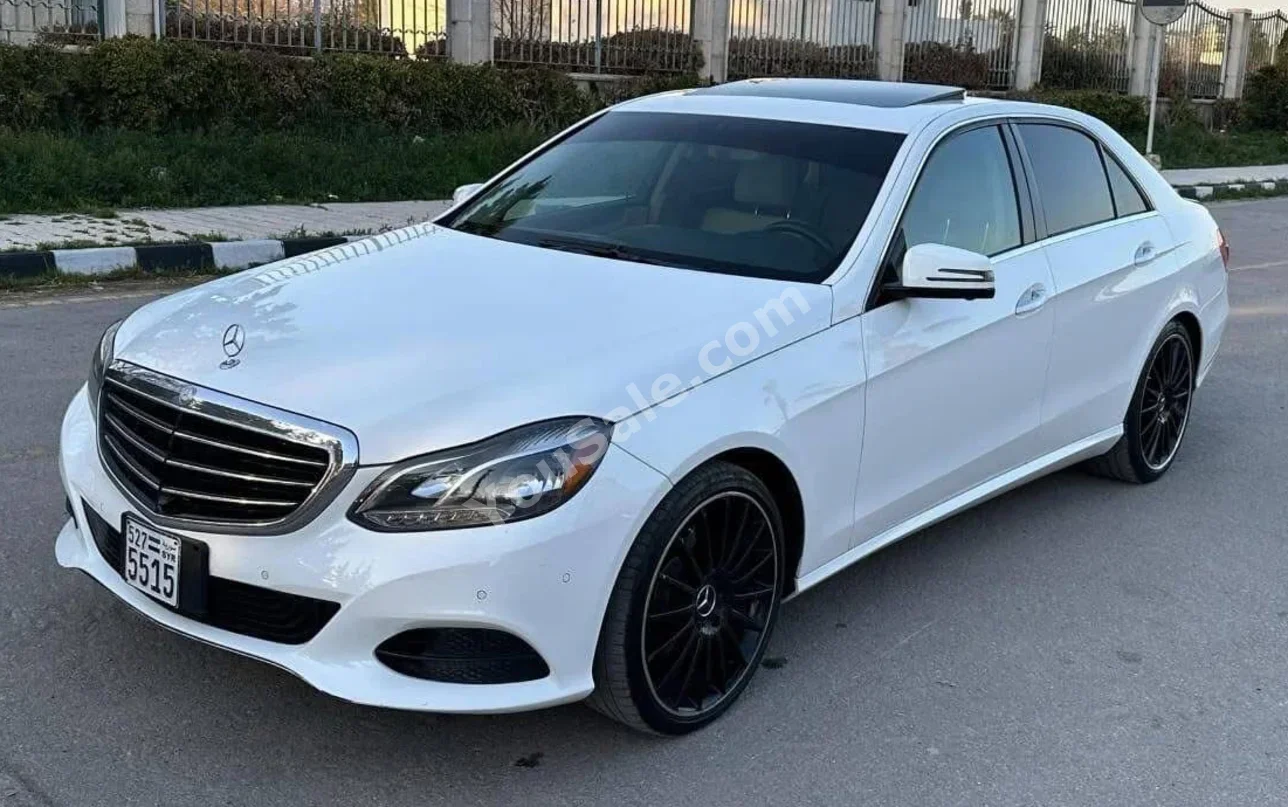 Mercedes-Benz E-Class 300 2014 Automatic 163,000 km 6 Cylinder 4WD Sedan White Gasoline