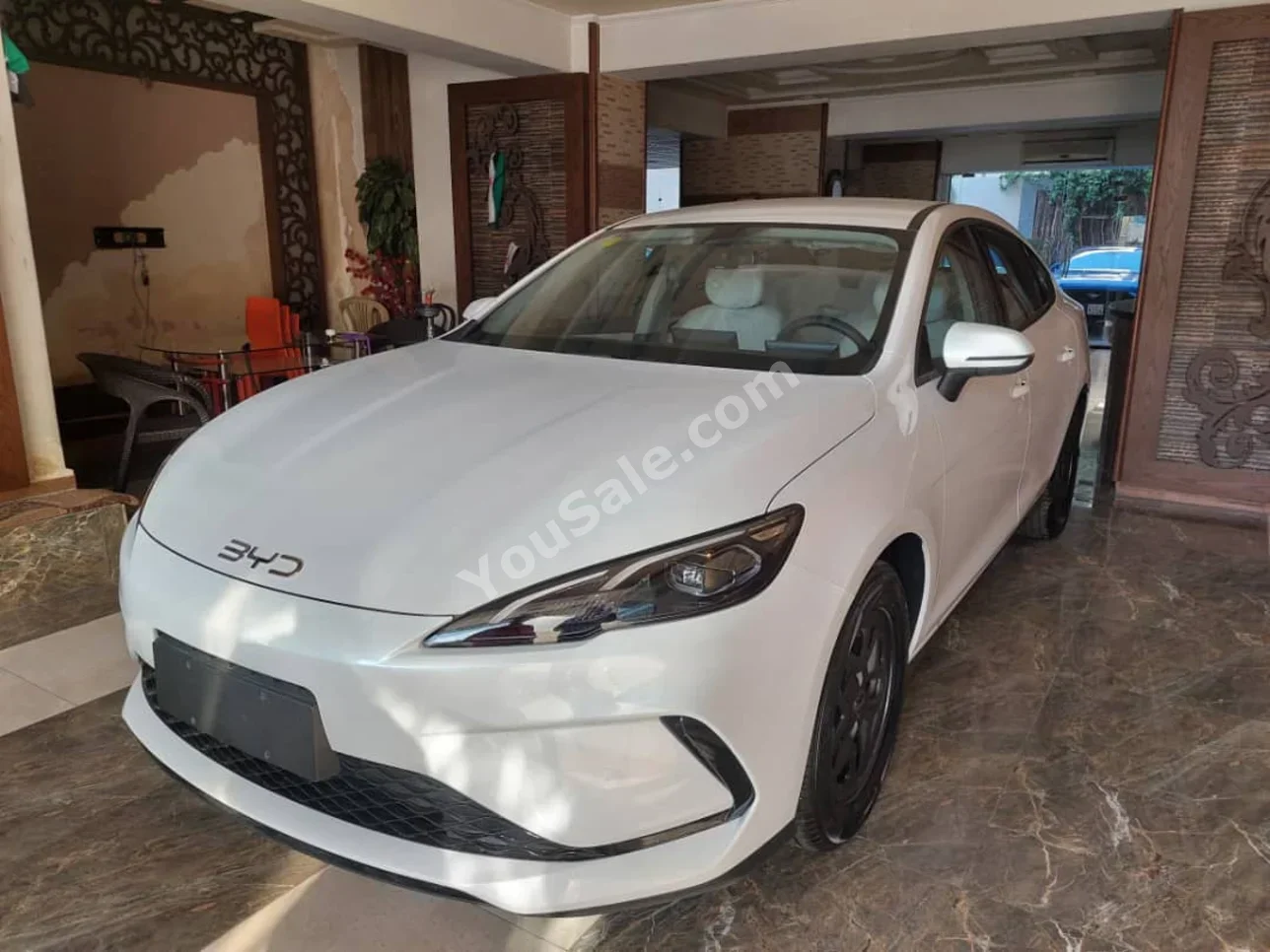 BYD QIN PLUS 2026 Automatic 0 km 4 Cylinder FWD Sedan White Hybrid