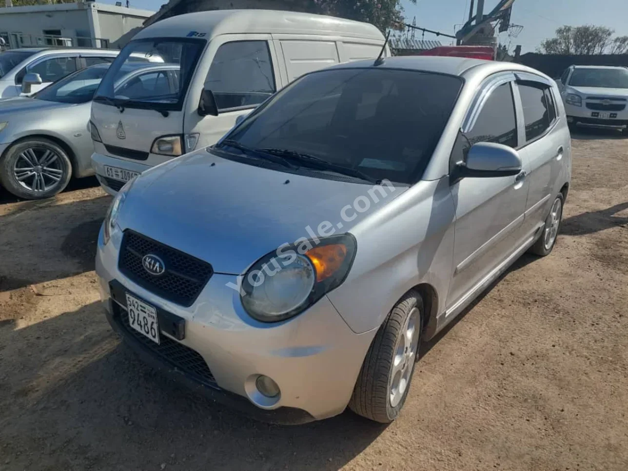 Kia  Picanto  2011  Automatic  224,000 km  4 Cylinder  FWD  Hatchback  Silver  Gasoline