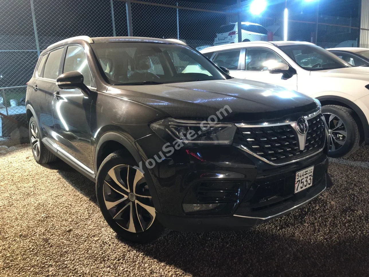 Brilliance V7 2025 Automatic 0 km 4 Cylinder AWD SUV Black Gasoline