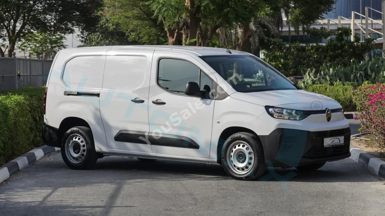 Citroen Berlingo 2026 Automatic 0 km 4 Cylinder AWD Van / Bus White Diesel