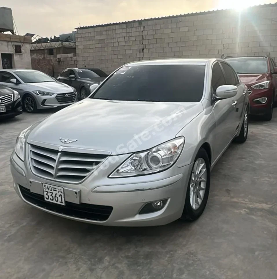 Genesis BH 330 2012 Automatic 189,000 km 6 Cylinder RWD Sedan Silver Gasoline