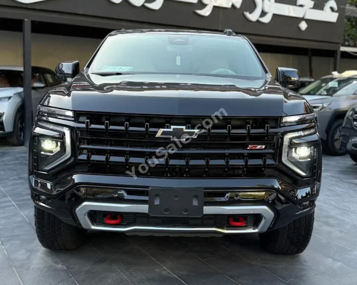 Chevrolet Tahoe Z71 2025 Automatic 0 km 8 Cylinder AWD SUV Black Gasoline