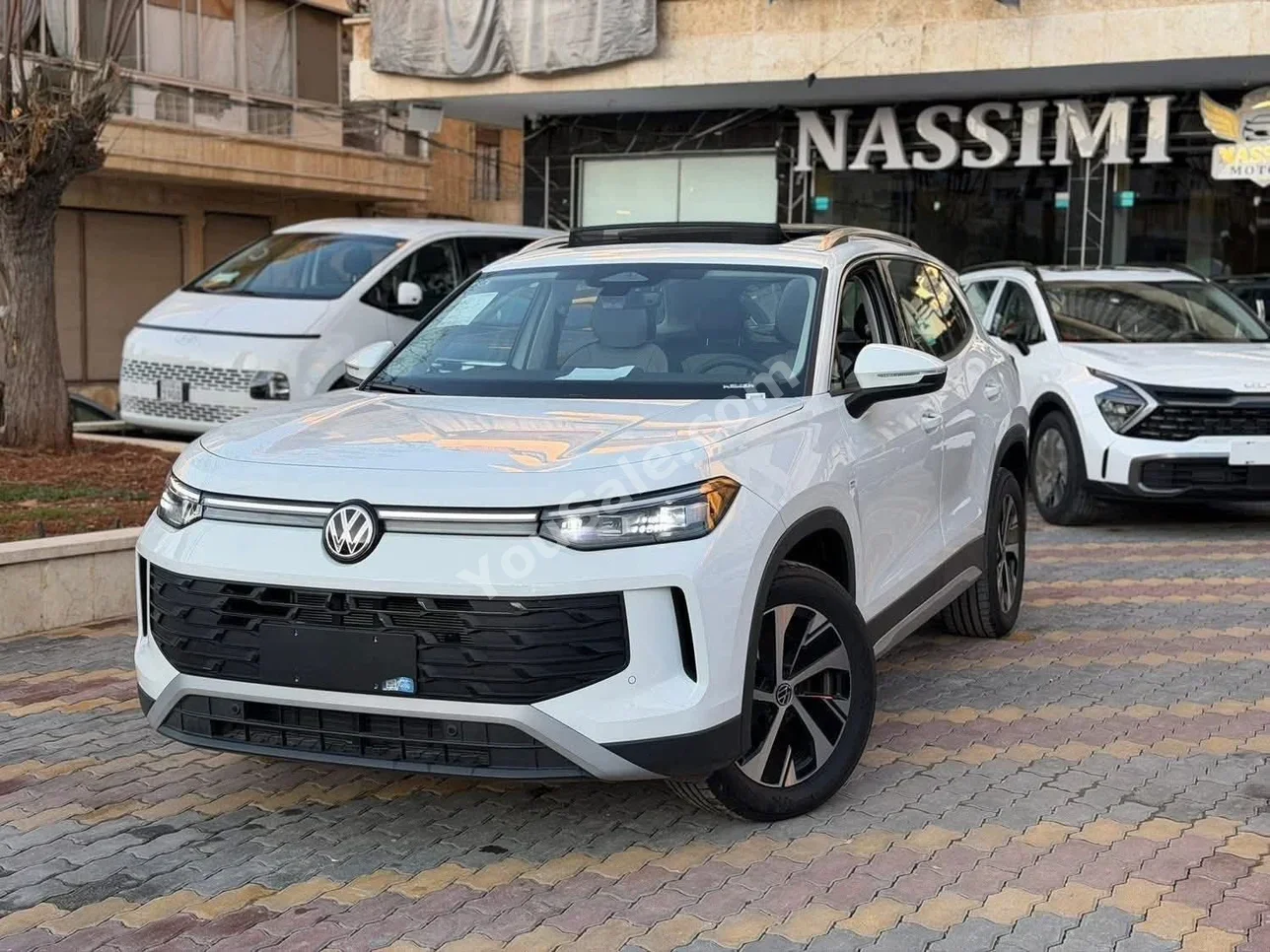 Volkswagen Tayron L 2025 Automatic 0 km 4 Cylinder FWD SUV White Gasoline