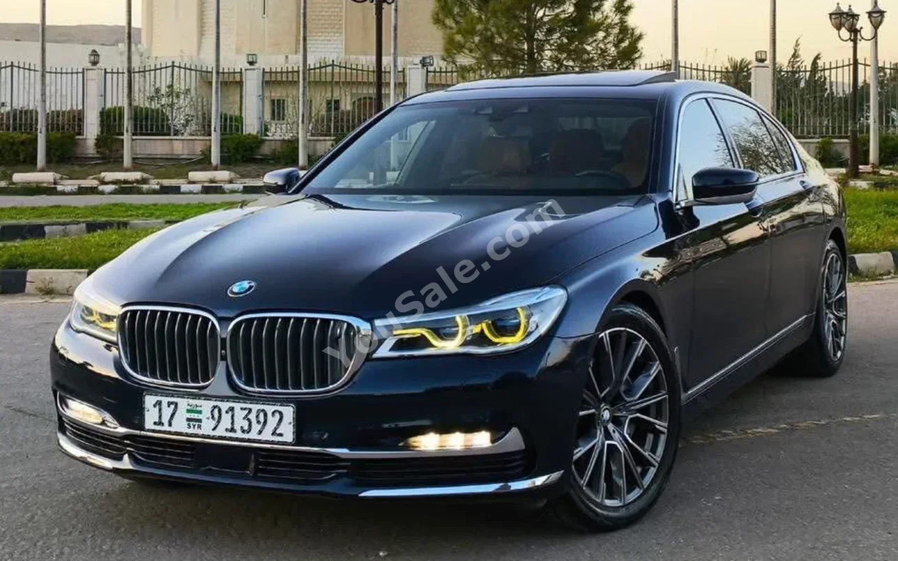 BMW  7-Series  750 Li  2017  Automatic  185,000 km  6 Cylinder  4WD  Sedan  Blue  Gasoline