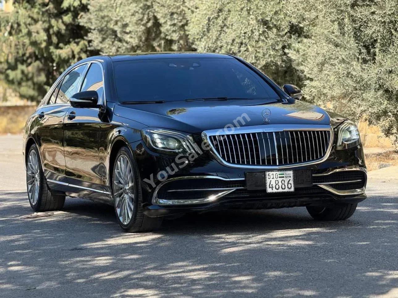 Mercedes-Benz  S-Class  500  2015  Automatic  200,000 km  8 Cylinder  4WD  Sedan  Black  Gasoline