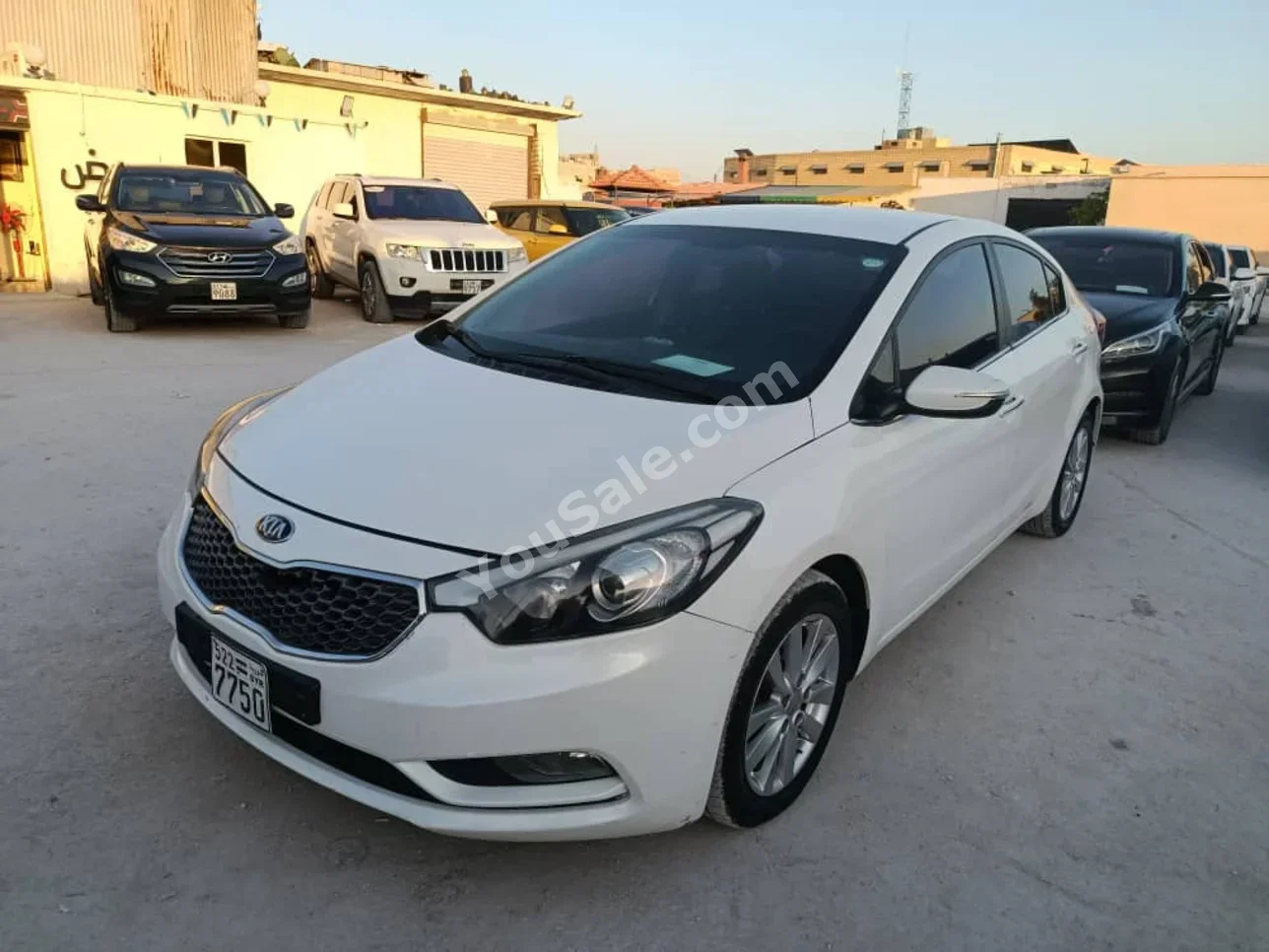 Kia  K3  2014  Automatic  136,000 km  4 Cylinder  FWD  Sedan  White  Gasoline
