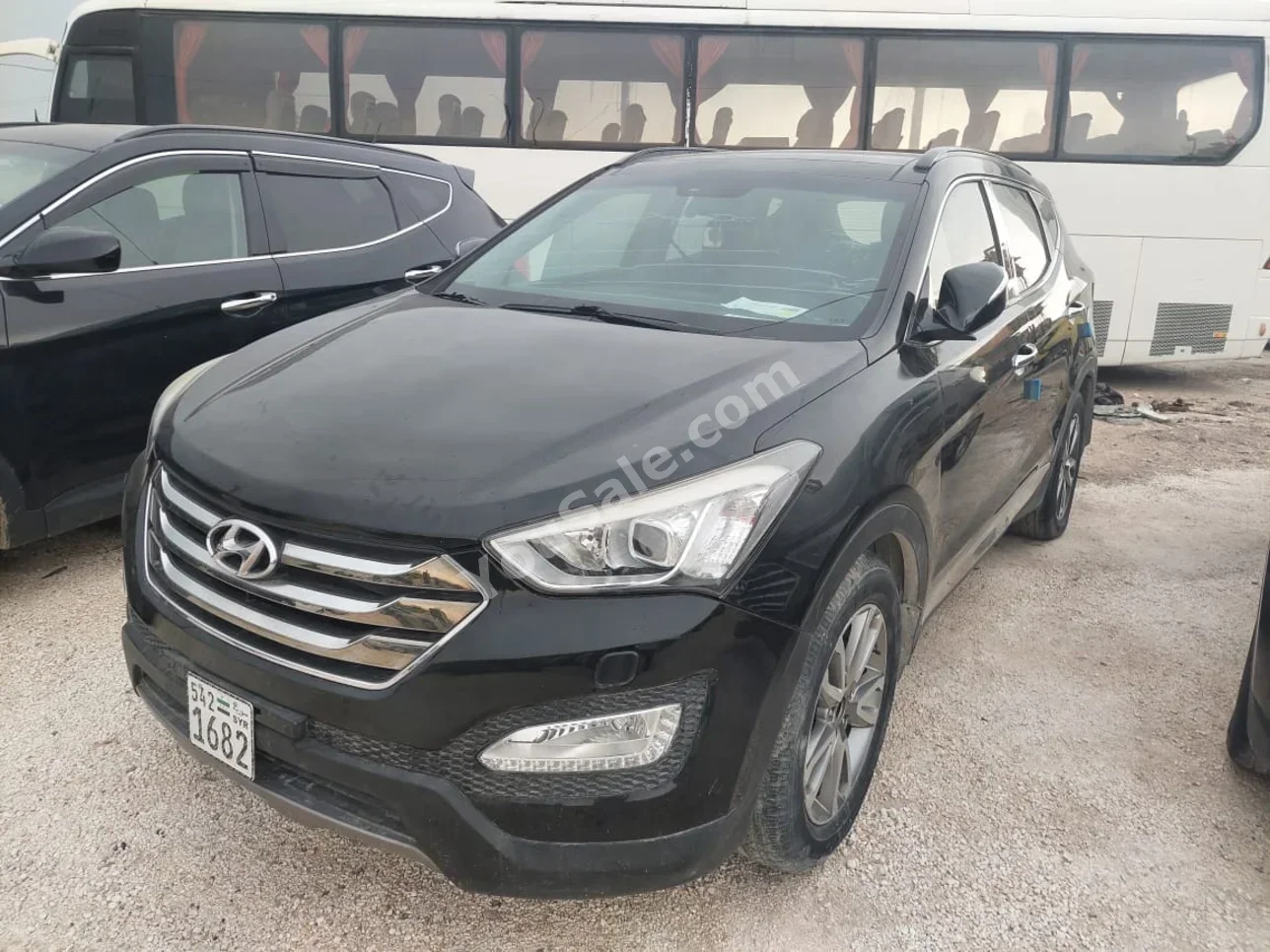Hyundai Santa Fe 2014 Automatic 170,000 km 4 Cylinder FWD SUV Black Gasoline
