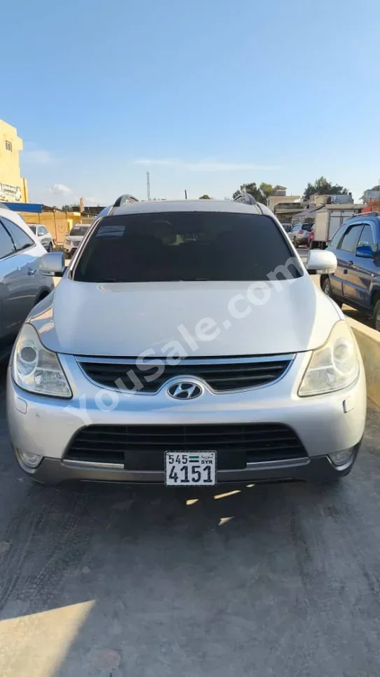 Hyundai Veracruz 2008 Automatic 215,000 km 6 Cylinder FWD SUV Silver Diesel