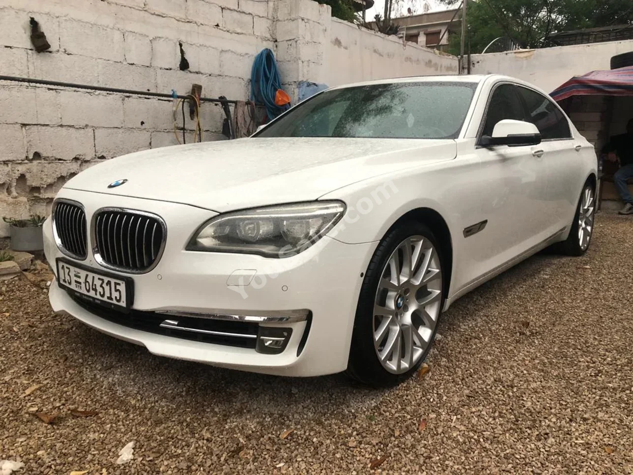BMW 7-Series 750 Li 2014 Automatic 69,000 km 6 Cylinder RWD Sedan White Gasoline