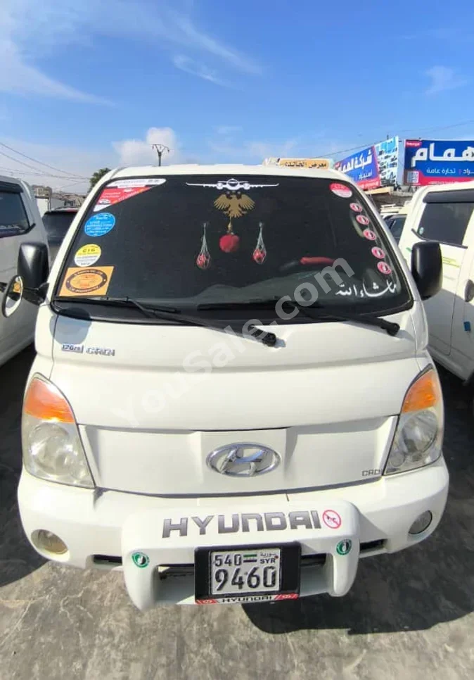 Hyundai Porter Porter 2008 Manual 175,000 km 4 Cylinder RWD Pick Up White Diesel