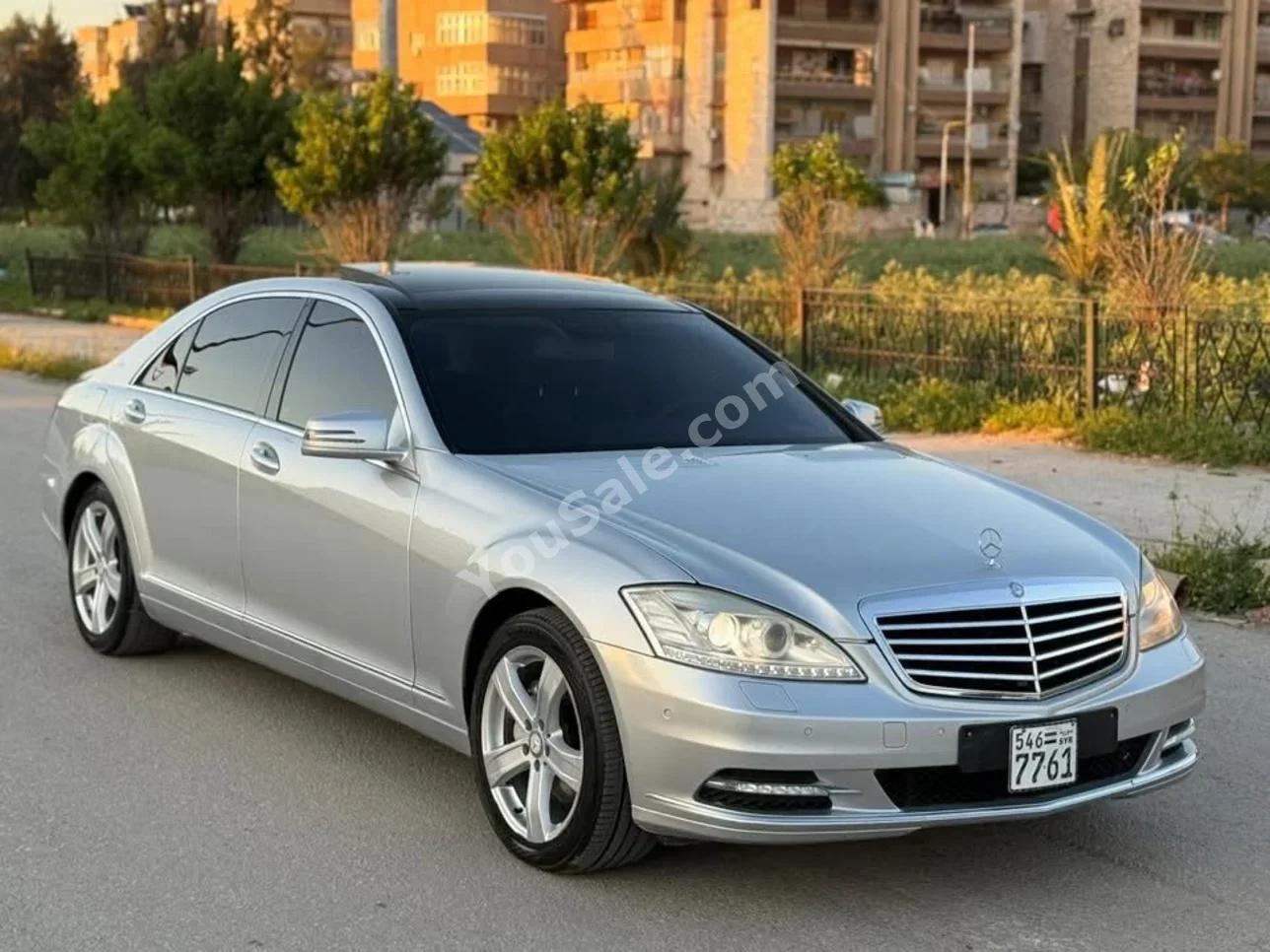 مرسيدس - بنز  اس - كلاس  350  2011  اتوماتيك  189,000 كم  6 سلندر  دفع خلفي  سيدان  فضي  بنزين
