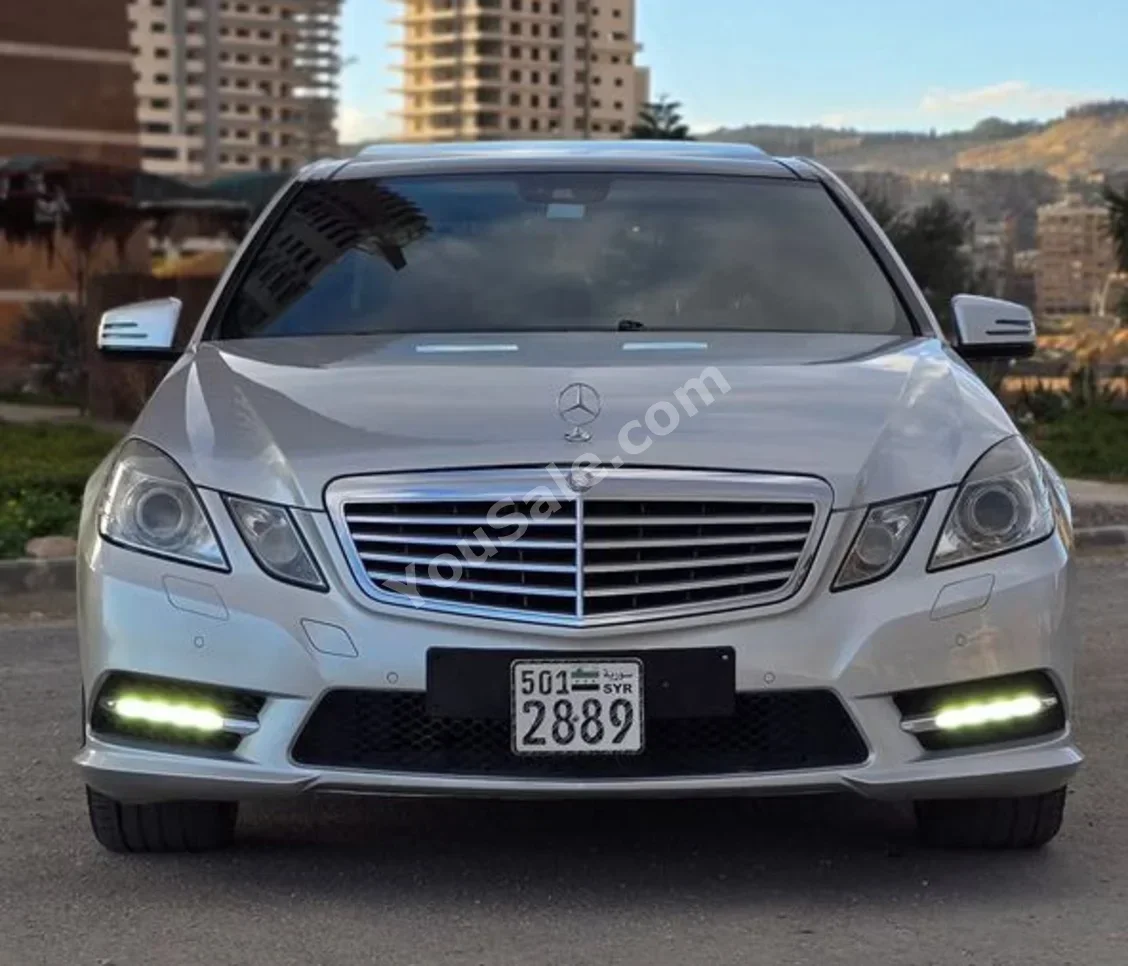 Mercedes-Benz E-Class 300 2012 Automatic 170,000 km 6 Cylinder RWD Sedan Silver Gasoline