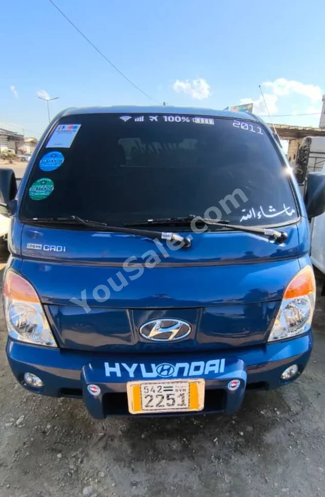 Hyundai  Porter  Porter  2012  Manual  67,000 km  4 Cylinder  RWD  Pick Up  Blue  Diesel