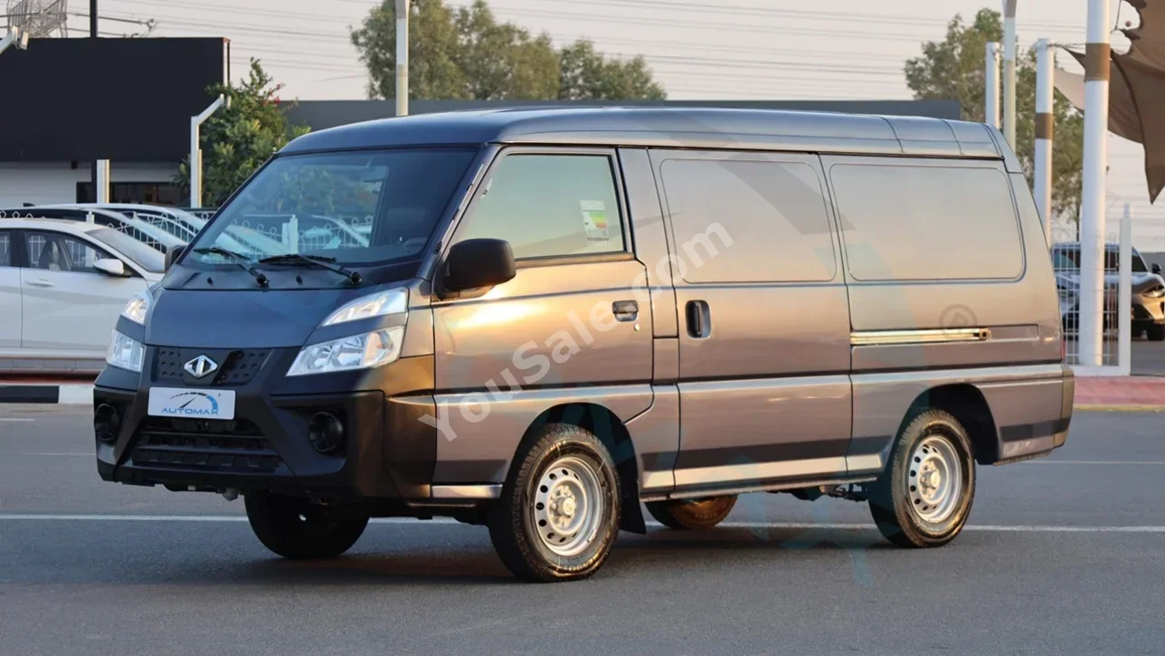 CMC CMC 2025 Manual 0 km 4 Cylinder RWD Van / Bus Blue Gasoline