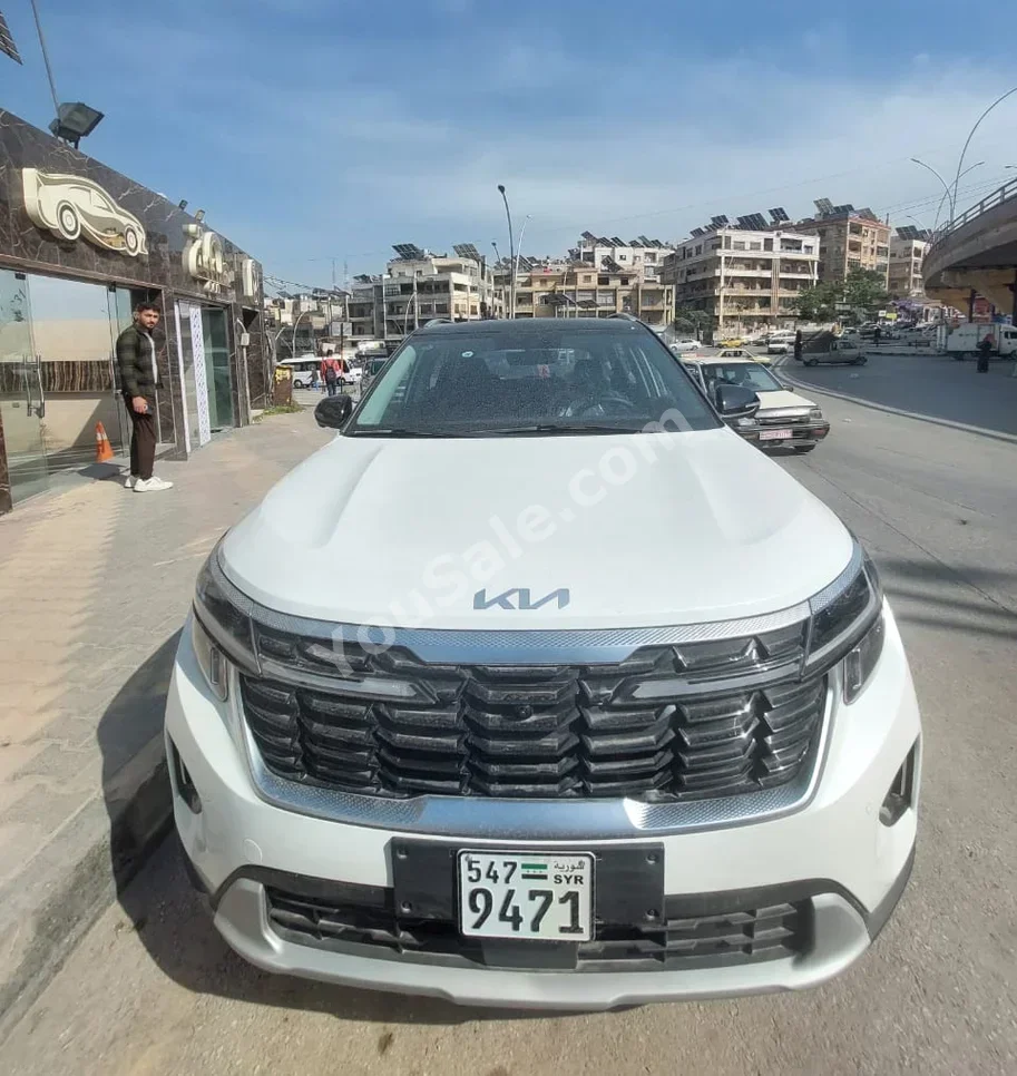 Kia Seltos 2026 Automatic 0 km 4 Cylinder FWD SUV White Gasoline