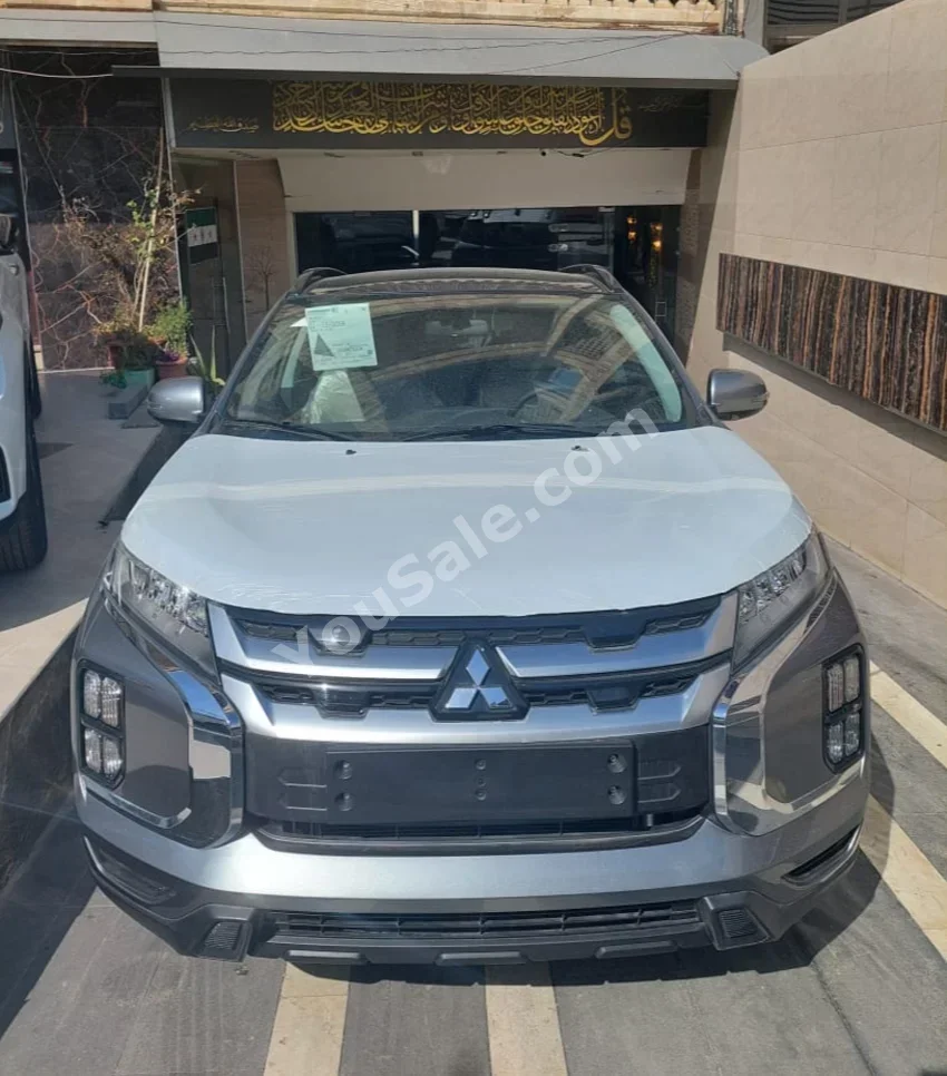 Mitsubishi ASX 2026 Automatic 0 km 4 Cylinder FWD SUV Dark Gray Gasoline