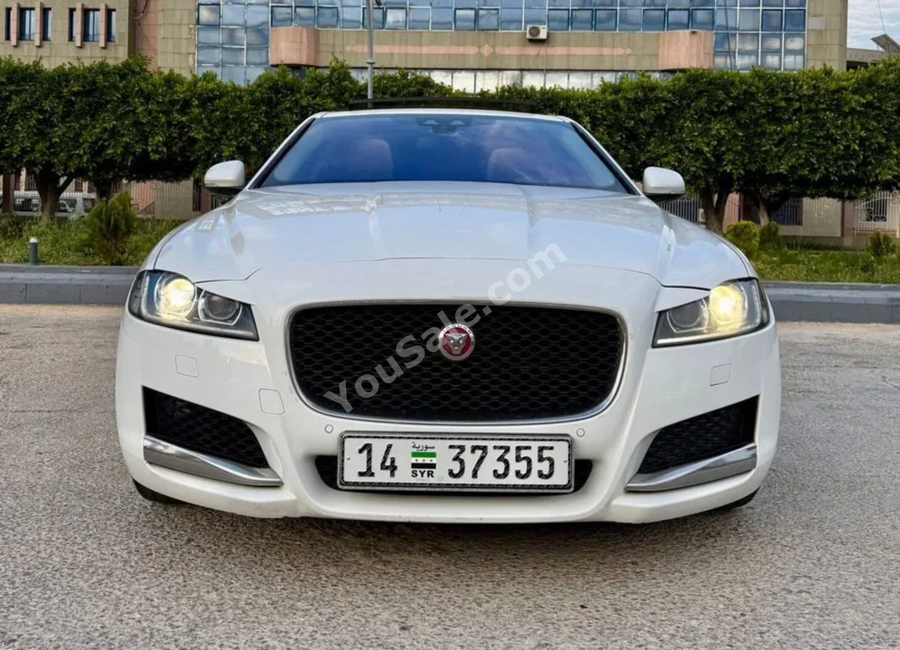 Jaguar  XF  2016  Automatic  131,000 km  4 Cylinder  RWD  Sedan  White  Gasoline
