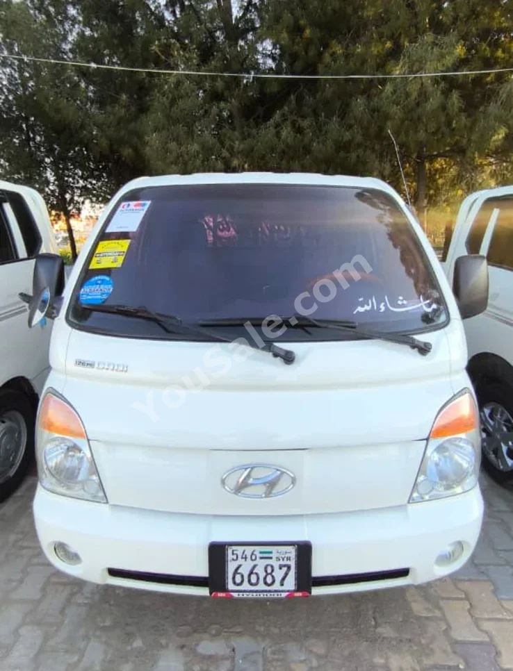 Hyundai Porter Porter 2009 Manual 186,000 km 4 Cylinder RWD Pick Up White Diesel