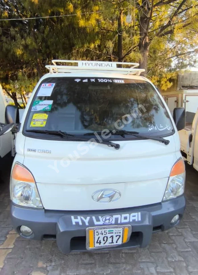 هيونداي  بورتر  عادي  2007  عادي  165,000 كم  4 سلندر  دفع خلفي  بيكب  أبيض  ديزل