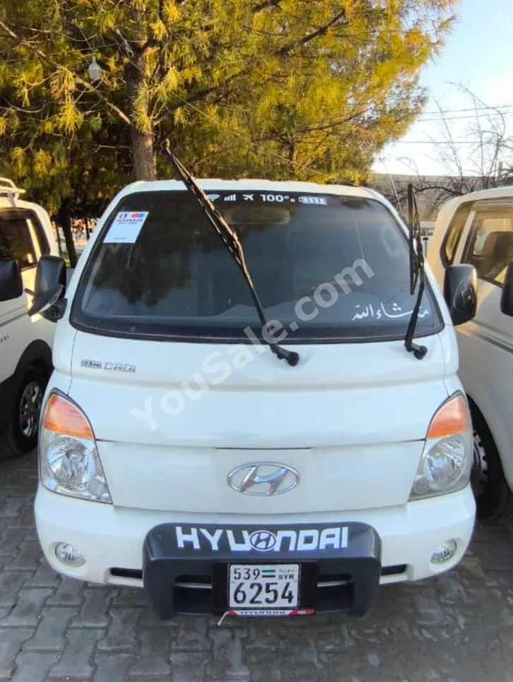 Hyundai Porter Porter 2006 Manual 186,000 km 4 Cylinder RWD Pick Up White Diesel