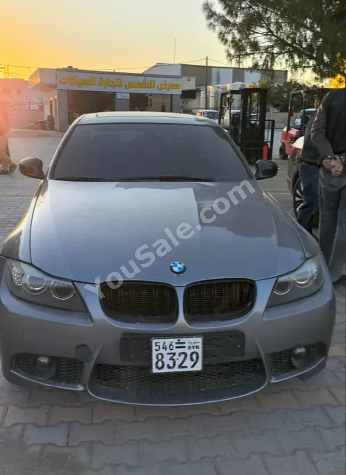 بي ام دبليو  الفئة - الثالثة  330i  2011  اتوماتيك  175,000 كم  4 سلندر  دفع خلفي  سيدان  رمادي  ديزل