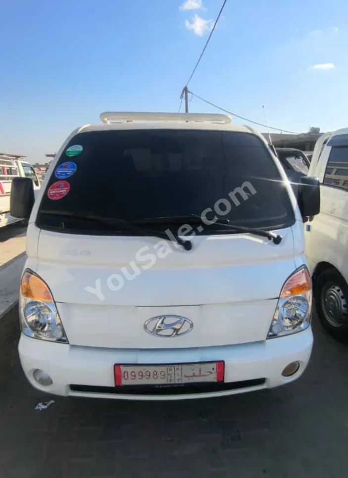 هيونداي  بورتر  عادي  2005  عادي  420,000 كم  4 سلندر  دفع خلفي  بيكب  أبيض  ديزل