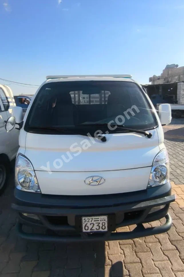 هيونداي  بورتر  عادي  2019  اتوماتيك  212,000 كم  4 سلندر  دفع خلفي  بيكب  أبيض  ديزل