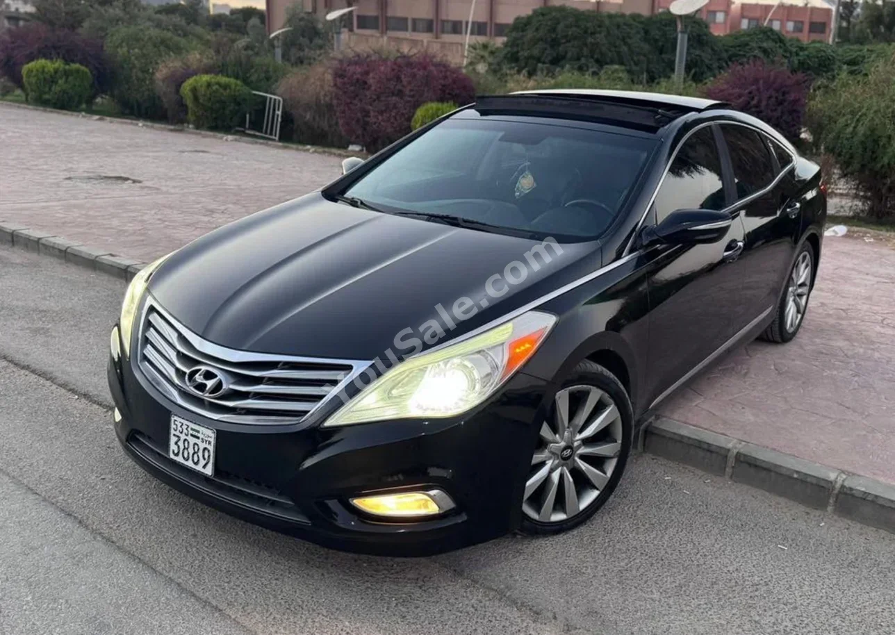 Hyundai Azera 2014 Automatic 122,000 km 6 Cylinder FWD Sedan Black Gasoline