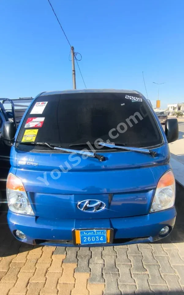 هيونداي  بورتر  عادي  2009  اتوماتيك  184,000 كم  4 سلندر  دفع خلفي  بيكب  ازرق  ديزل
