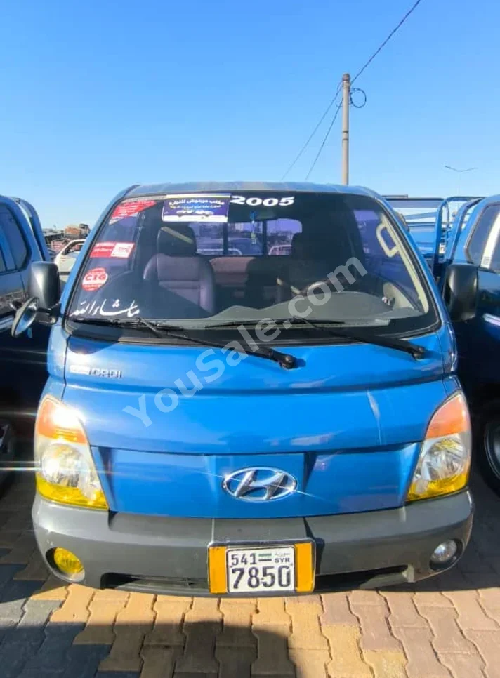 هيونداي  بورتر  عادي  2005  عادي  465,000 كم  4 سلندر  دفع خلفي  بيكب  ازرق  ديزل