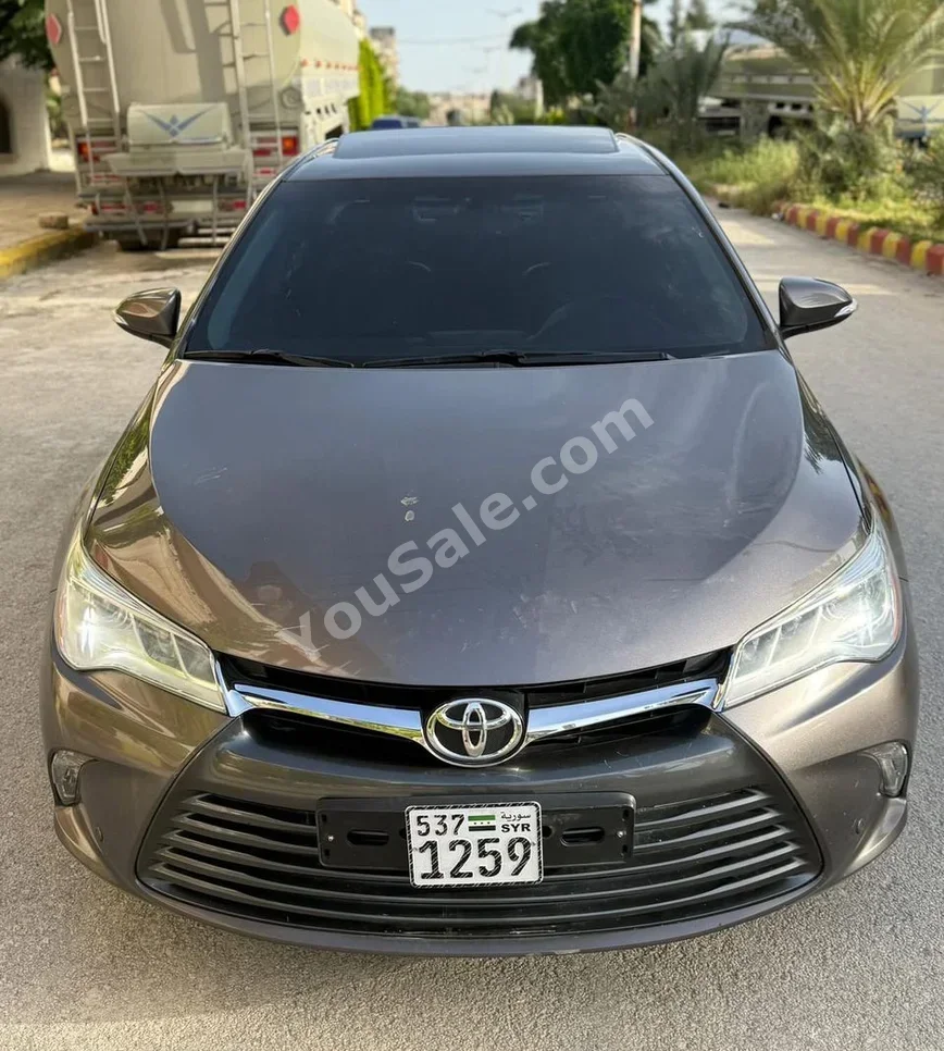 Toyota Camry 2015 Automatic 48,000 km 4 Cylinder FWD Sedan Gray Gasoline