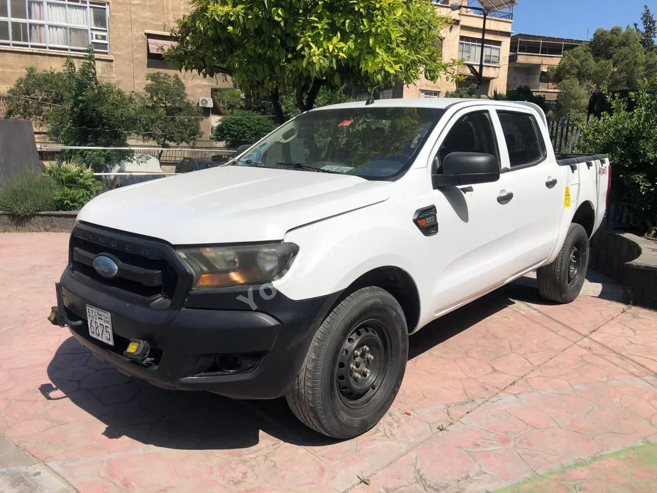 Ford Ranger 2017 Manual 177,000 km 6 Cylinder 4WD Pick Up White Diesel